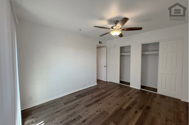 Building Photo - 1736 E Virginia Ave