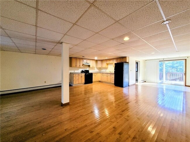 Building Photo - 196 Angell Rd