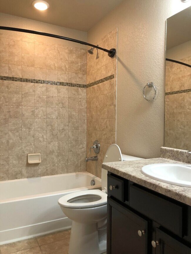 Building Photo - 6996 Tullamore Dr