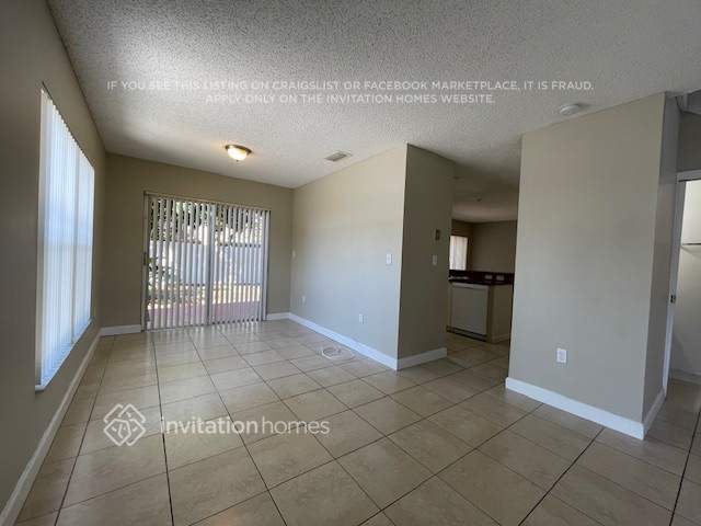 Building Photo - 4220 SW 72nd Terrace