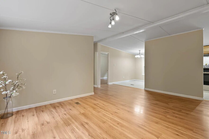 Building Photo - 3146 Virginia Pine Ct