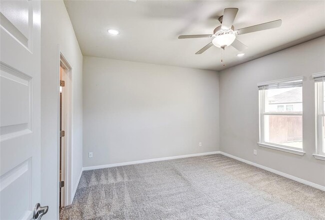 Building Photo - 2853 Moyer Ln