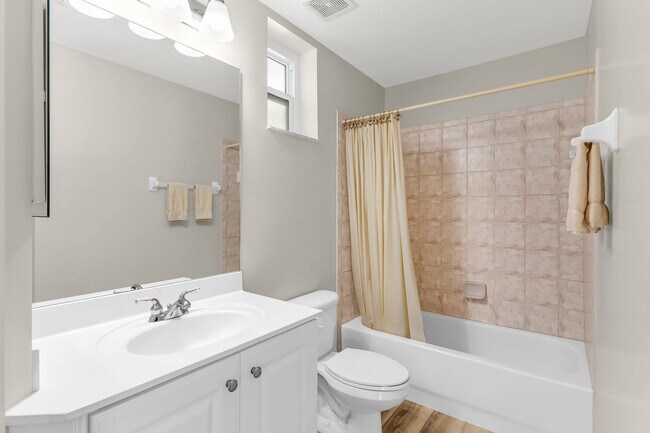 Building Photo - 4705 Hawks Nest Way