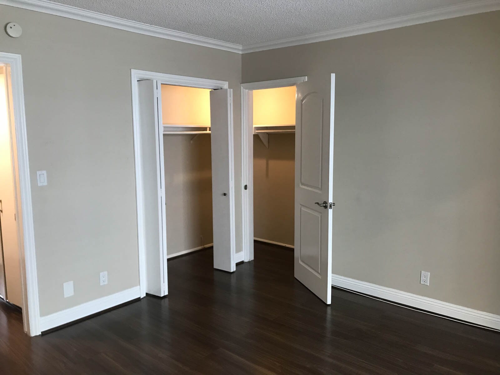 Walk-in closet in bedroom - 1126 N Central Ave