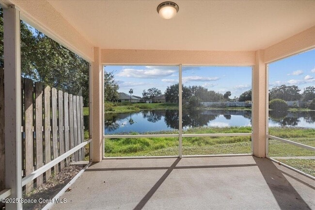 Building Photo - 1334 Gem Cir