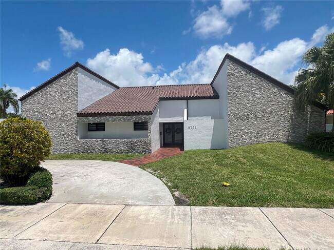 Primary Photo - 8735 SW 54th Terrace