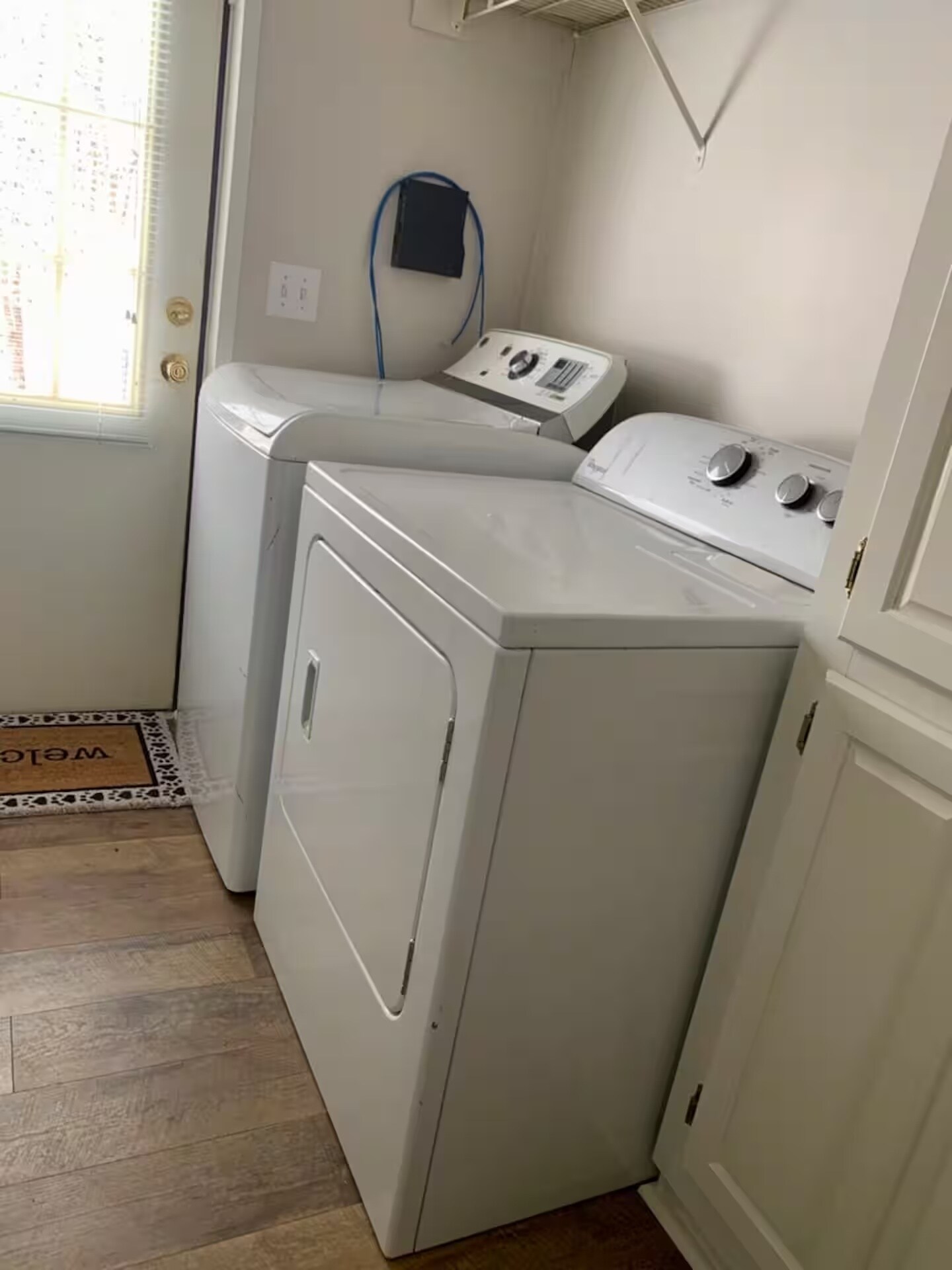 Building Photo - 1867 Avon Rd