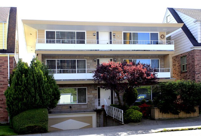 Primary Photo - 3117 Colby Ave
