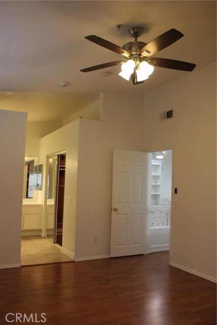 Building Photo - 563 E City Ct