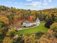 Building Photo - 244 W Mt Airy Rd