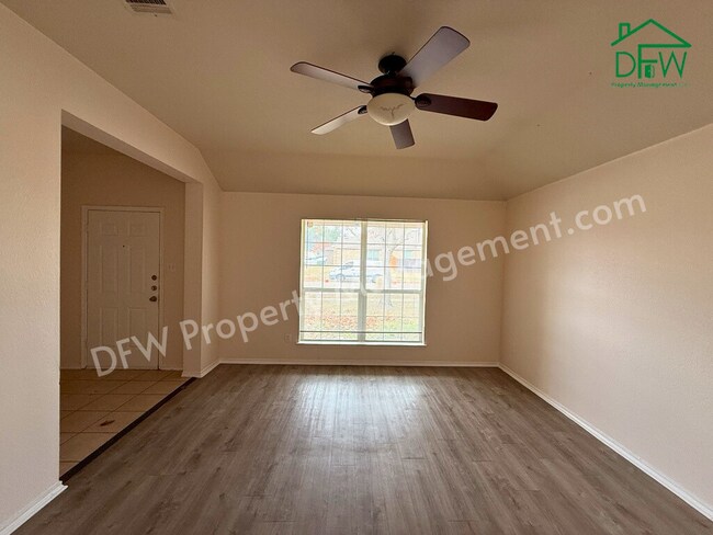 Building Photo - Beautiful 4-Bedroom Home with Scenic Backyard for Lease in Mesquite!