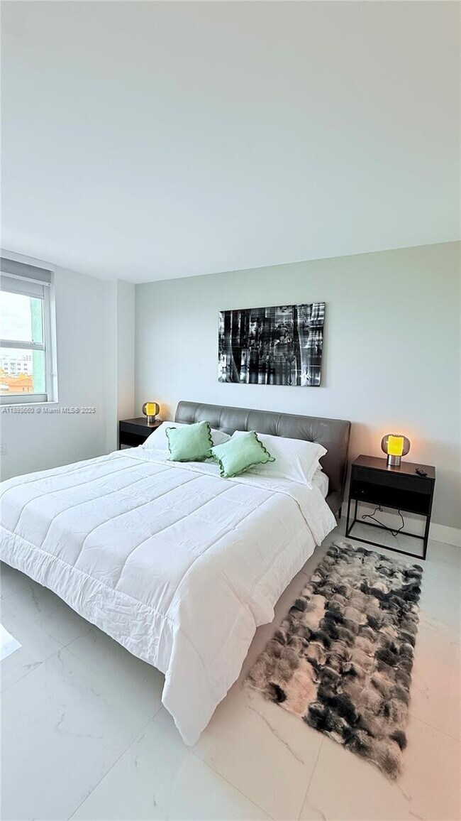 Building Photo - 90 Alton Rd