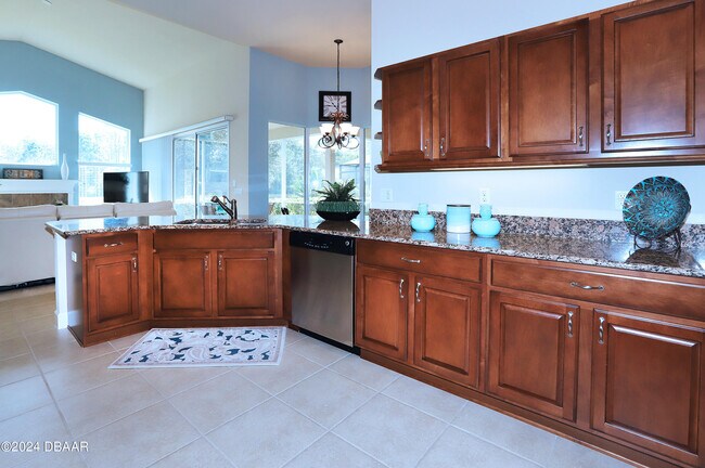 Building Photo - 1217 Harwick Ln