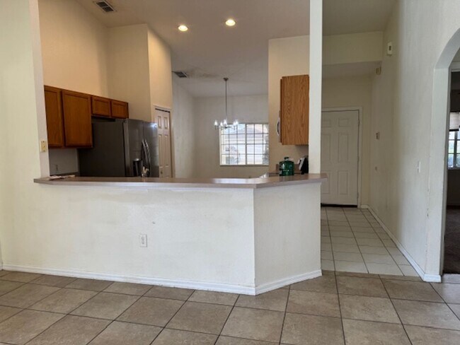 Building Photo - PRIVATE POOL - 4 BEDROOM 2 BATH HOME