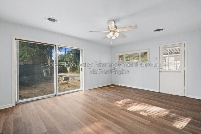 Building Photo - 4629 Durbin Ave