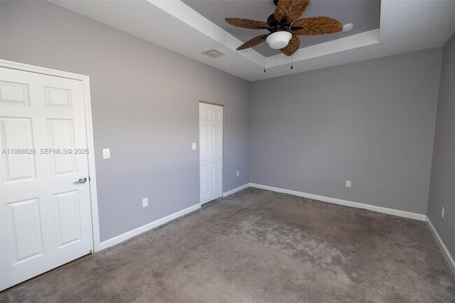 Building Photo - 3213 SE 6th St