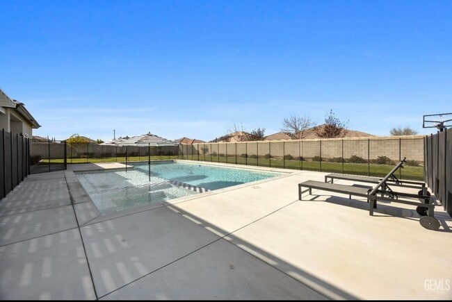 Building Photo - 16612 Bellewood Pl