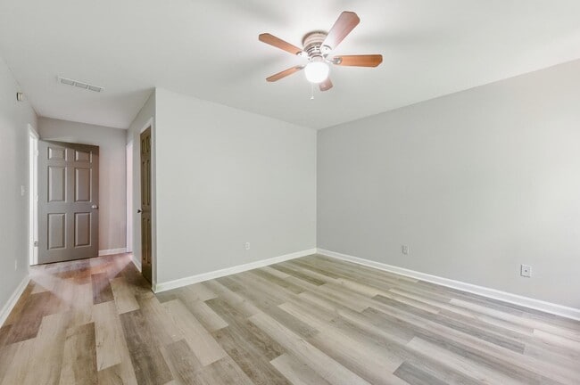 Building Photo - 2271 Sisk St NW