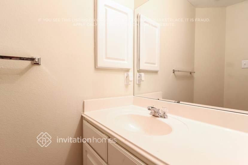 Building Photo - 14402 Narnia Vale Ct