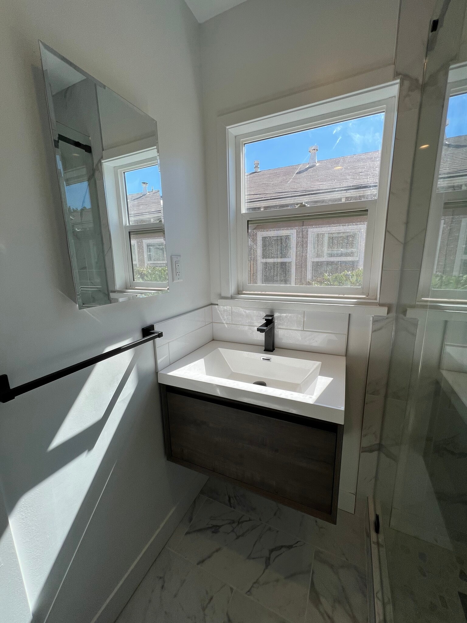 Building Photo - 428 N Glenwood Plz