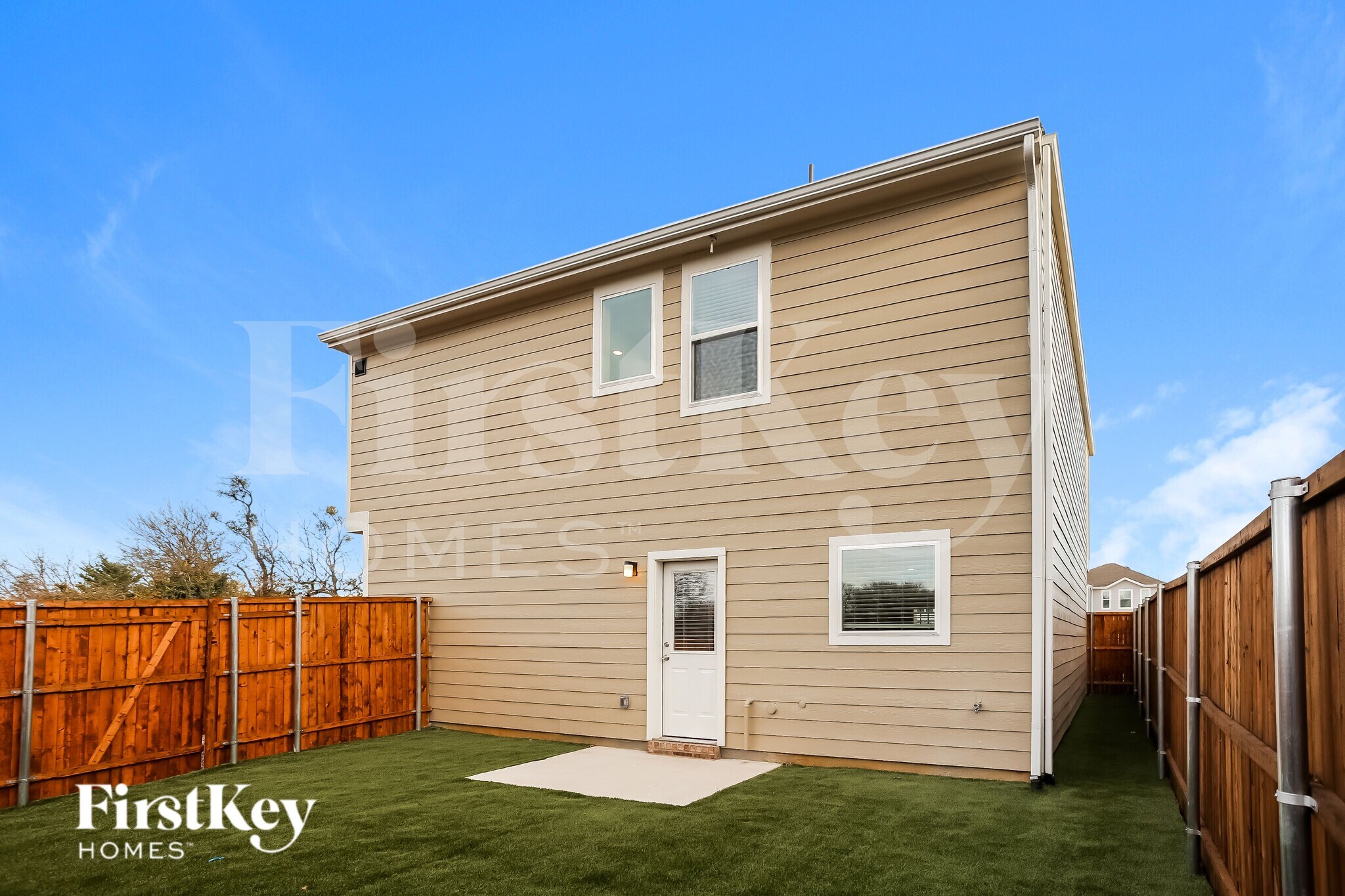 Building Photo - 339 Niki Dr