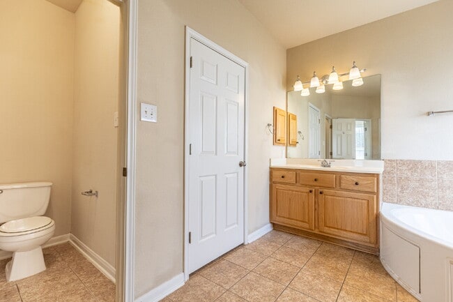 Building Photo - 630 Hookberry Trail