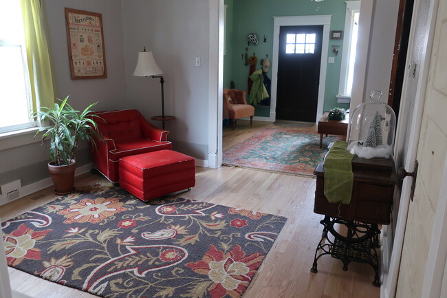 Middle room can also be a second bedroom. 1/2 bath here, too. - 3434 Lawrence St