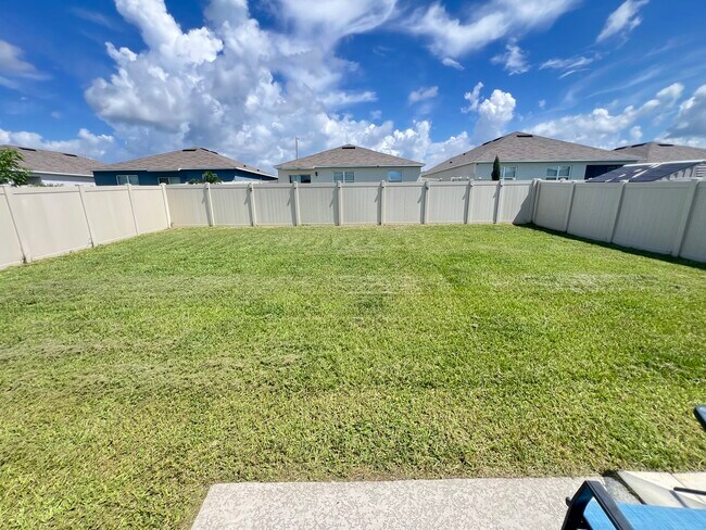 Building Photo - 187 Emanuelle Dr