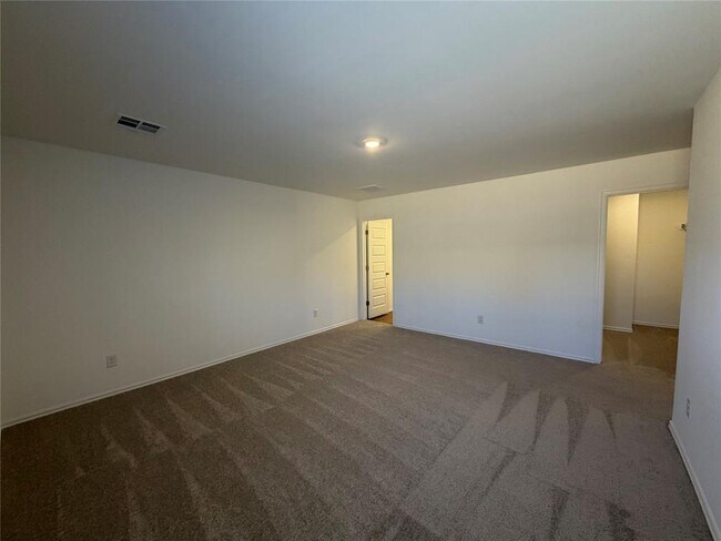 Building Photo - 10005 SW 38th St