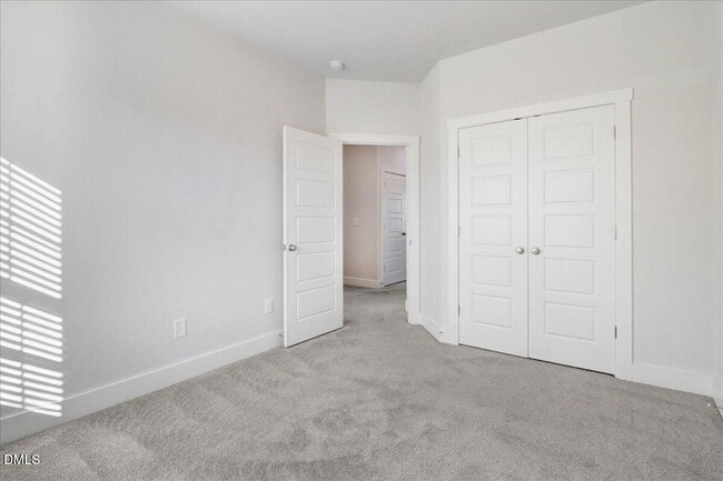 Building Photo - 857 S Franklin St