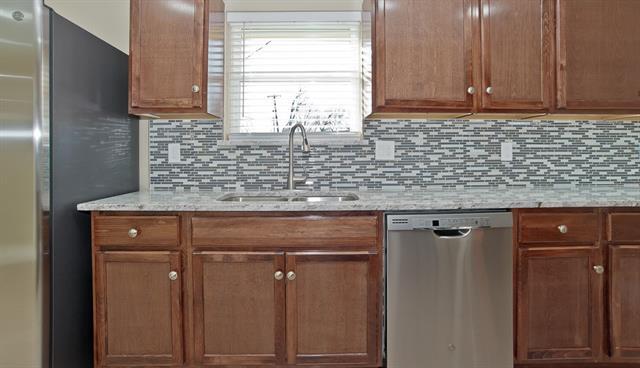 Building Photo - 8911 Angleton Pl