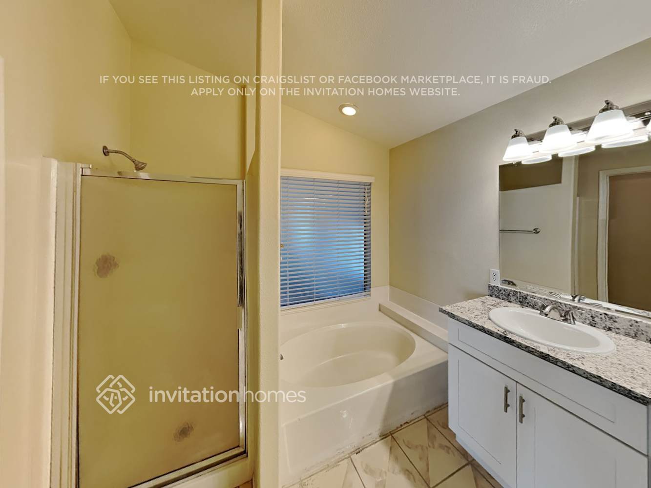 Building Photo - 13712 N 79th Ln