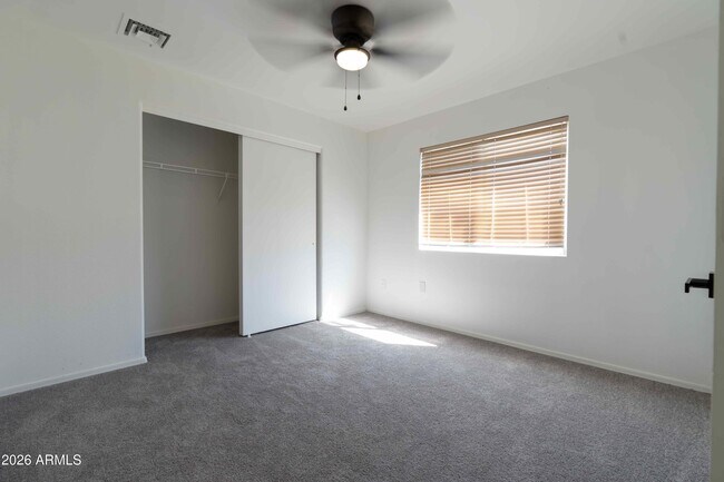 Building Photo - 3424 W Thude Dr