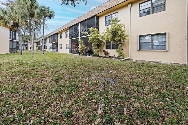 Building Photo - 200 Gate Rd