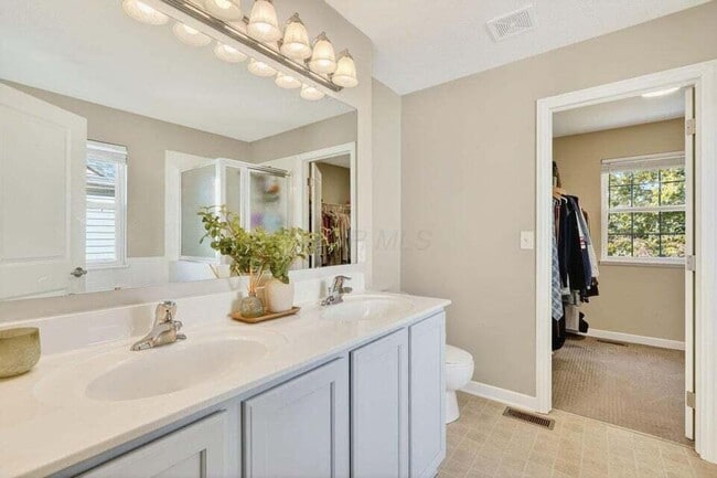 Building Photo - 5692 Sugarwood Dr