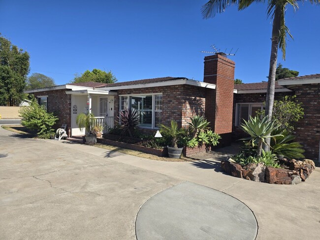 Primary Photo - Single Family Home in Midway City for Rent