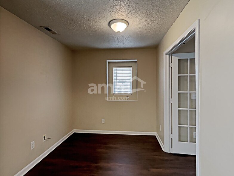 Building Photo - 10707 Parnie Ct
