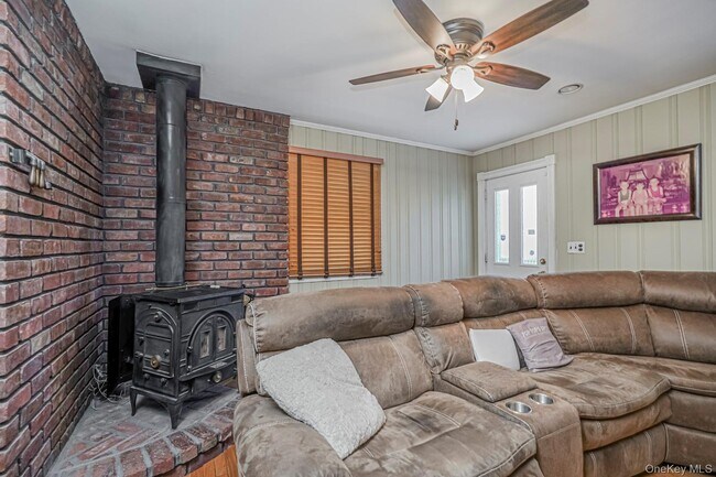 Building Photo - 317 Darlington Ave