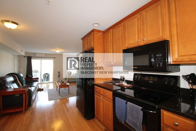 Building Photo - 20 Hanson St