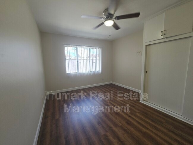 Building Photo - 311 N Pacific Ave