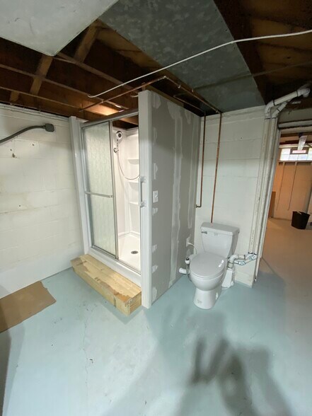 Building Photo - 8414 Renwood Dr