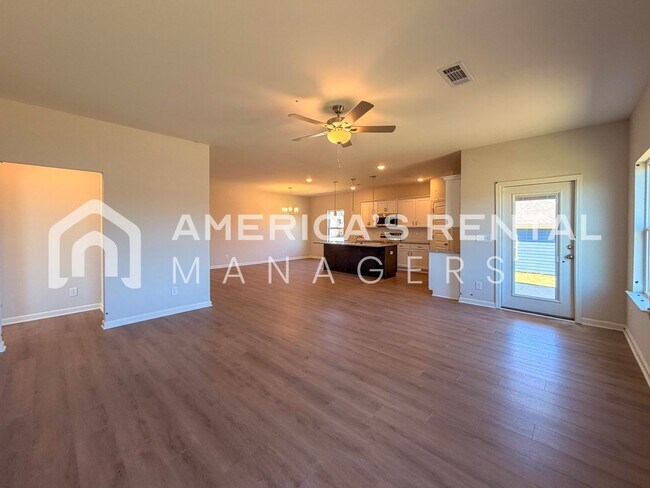 Building Photo - Modern Living in Havenridge! Sign a 13-month lease by 5/15/2026 and receive a leasing incentive e...