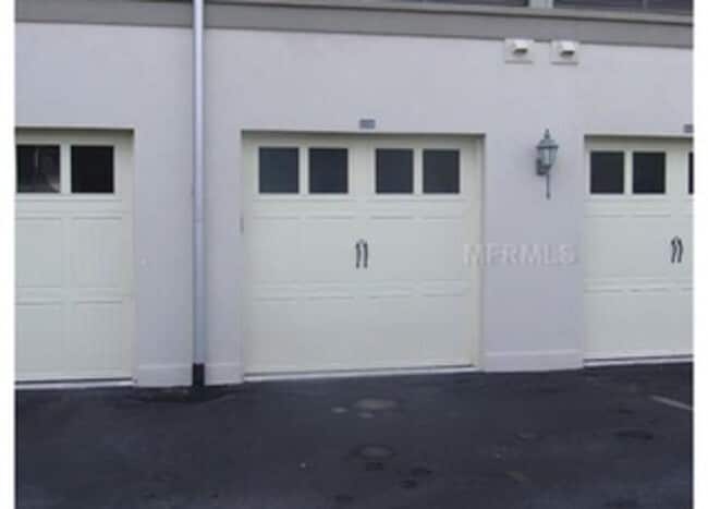 Building Photo - 619 Front St