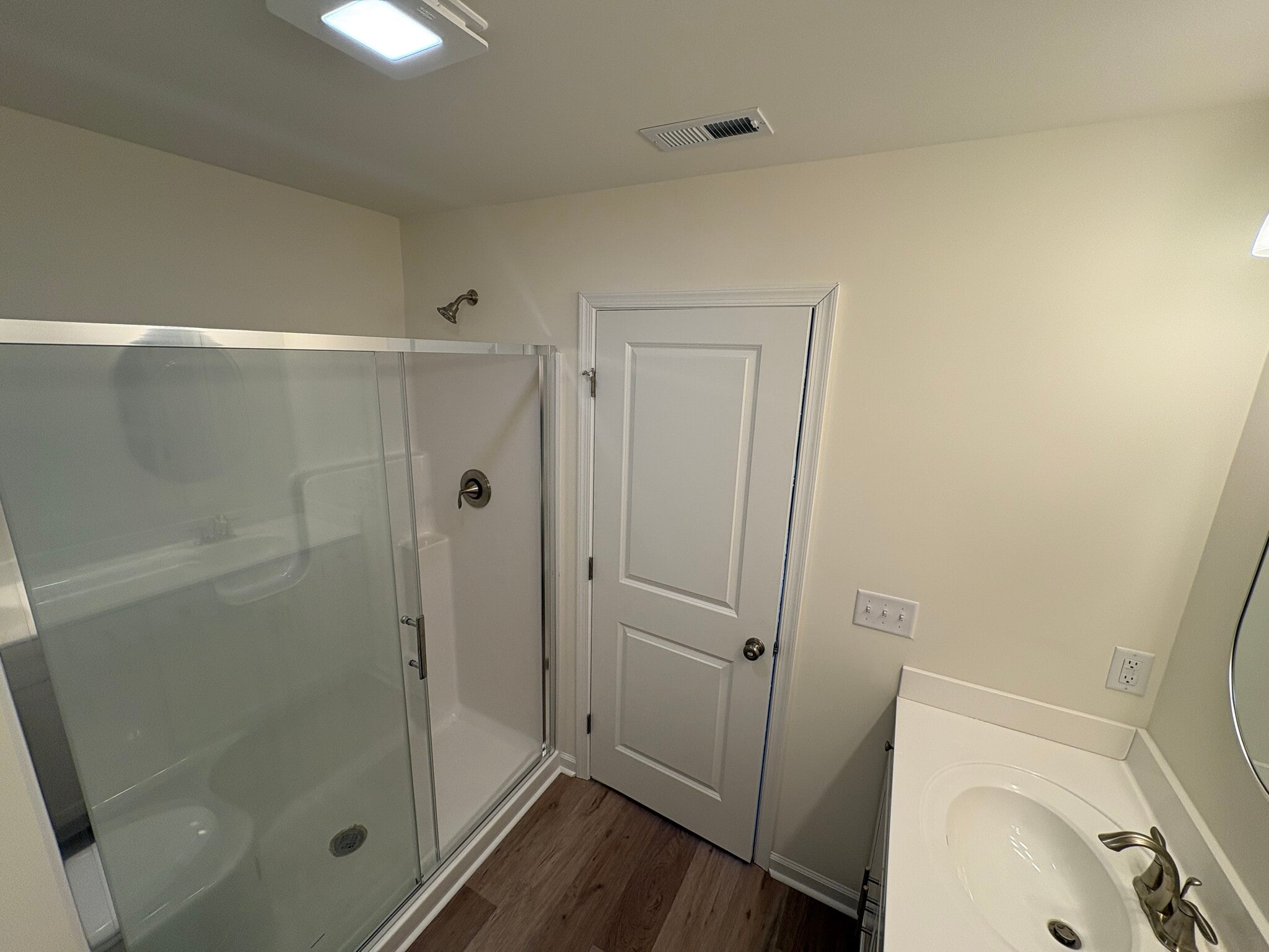 Building Photo - 112 Truitt Ave