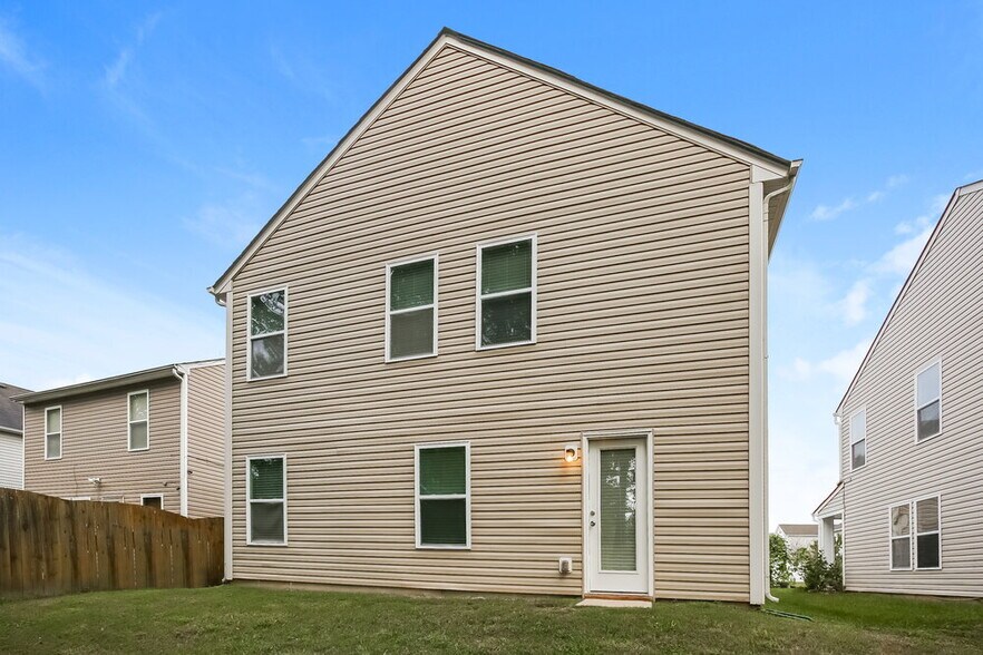 Building Photo - 6434 Matlea Ct