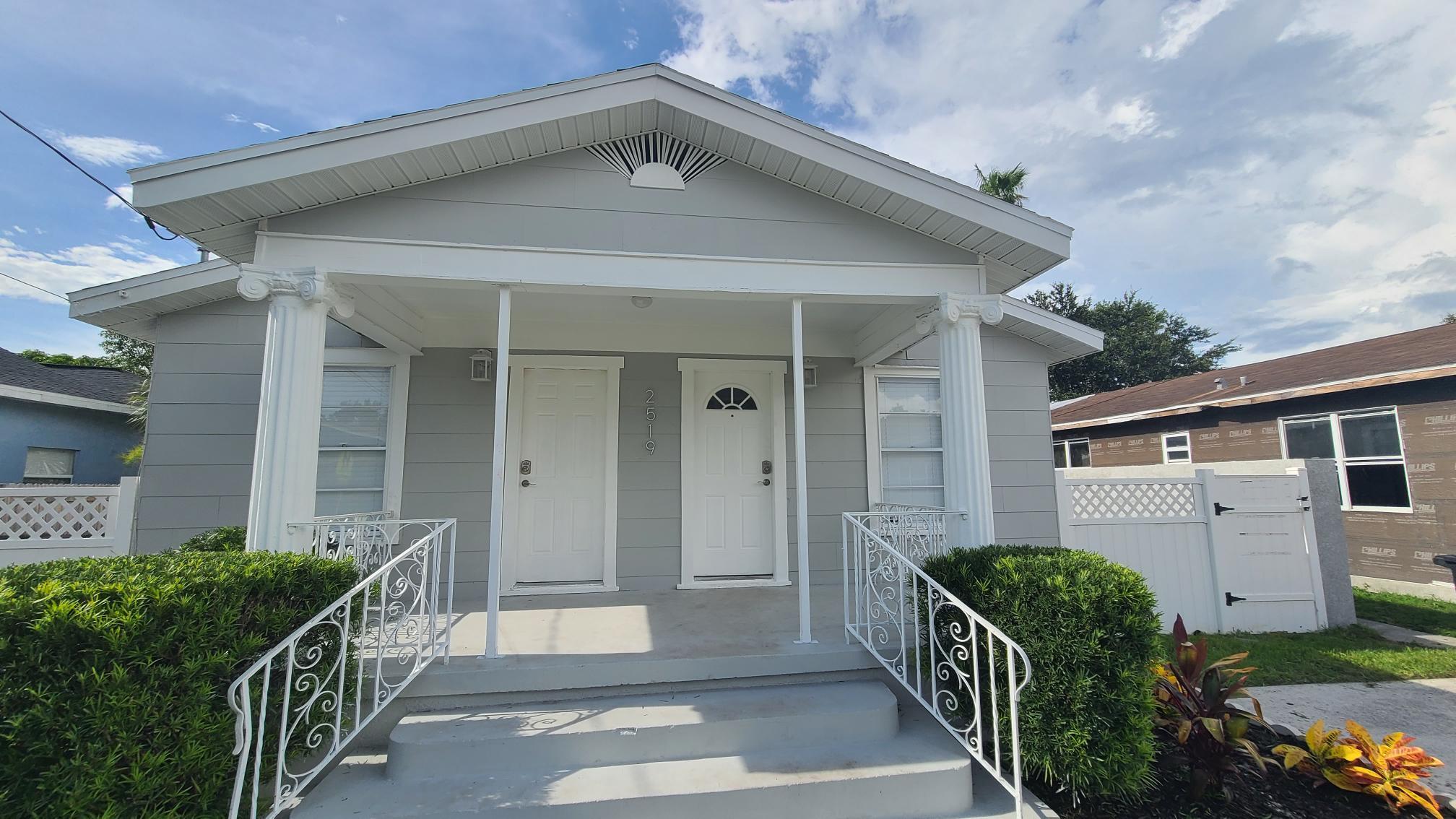 Building Photo - 2519 W Walnut St