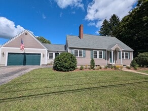 Building Photo - 211 Pine Hill Rd