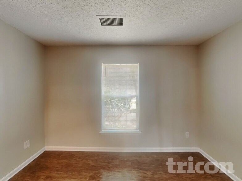 Building Photo - 4964 Wheat Dr SW