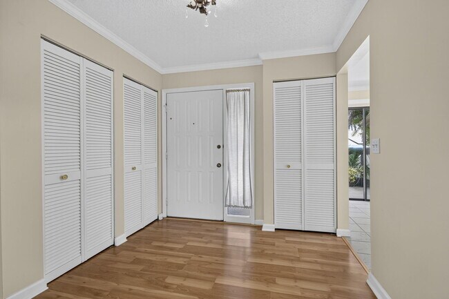 Building Photo - 184 Mastic Tree Ct
