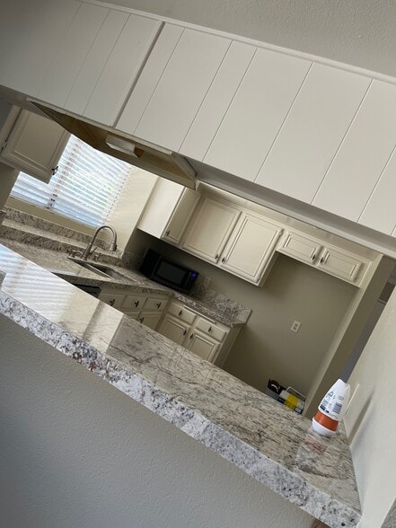 Building Photo - 253 E Avenue R2